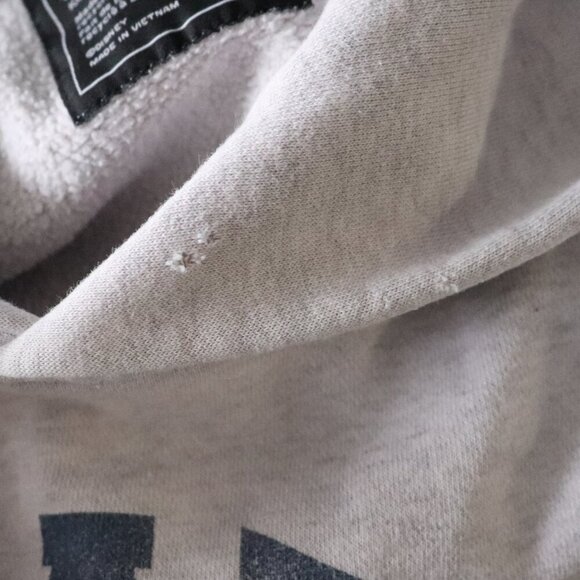 GAP x Disney Kids Sz M Grey Fleece Graphic Front Pocket Pullover Stretch Hoodie - Picture 11 of 13